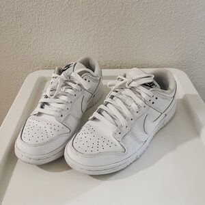 Women’s Nike Dunks 6.5